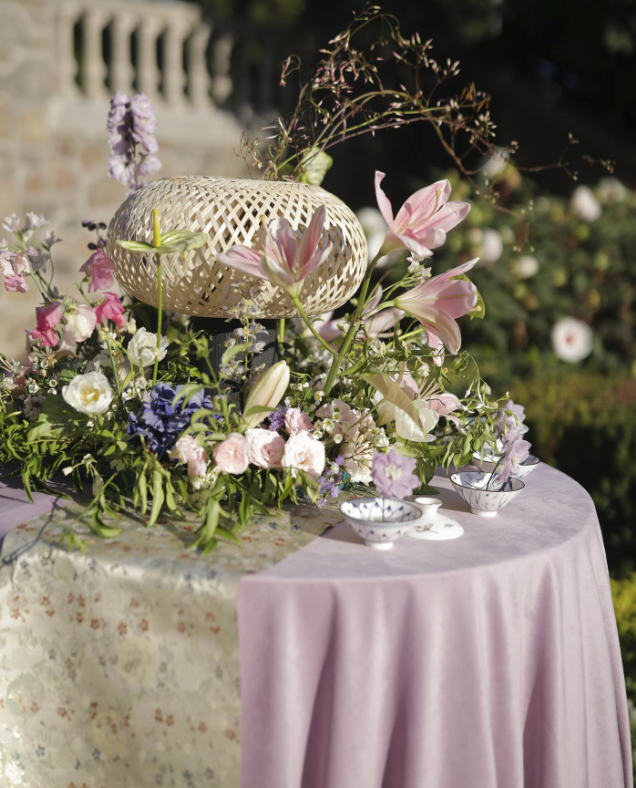 Floral table styling in the garden